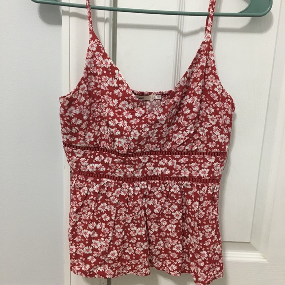 Francescas red tank top, w/ white flower pattern - Picture 1 of 5